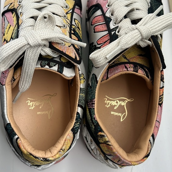 Embroidered Christian Louboutin sneakers - Picture 6 of 7